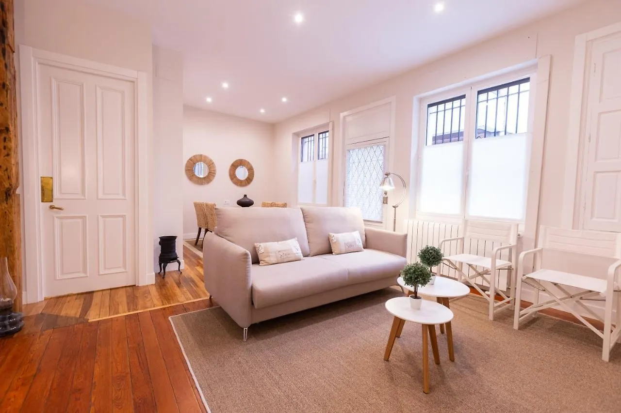 Apartamento En Casa Centenaria, Parque M.ªcristina Гечо Апартаменты